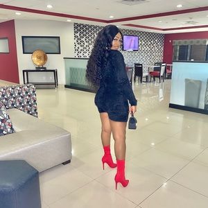 Meet your Posher, Modest anne